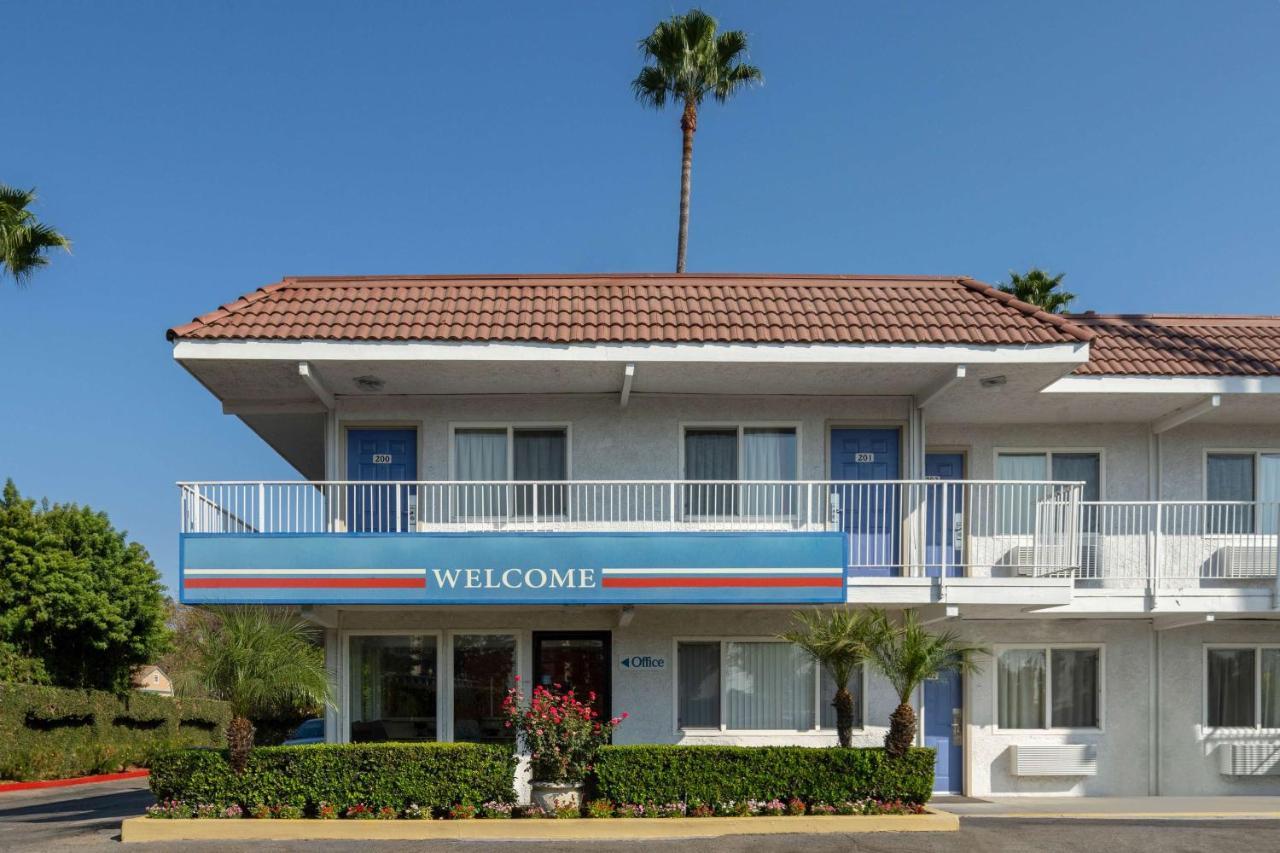 Motel 6-Sepulveda, Ca - Los Angeles - Van Nuys - North Hills Exterior foto